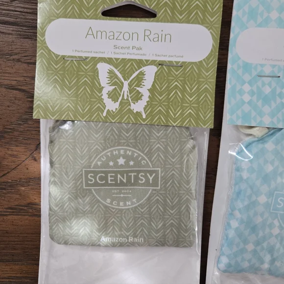 Scentsy 3 Pack Scent Paks - Picture 2 of 3